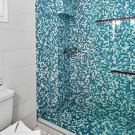 Xenos Tria 别墅 *